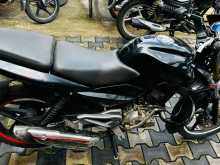 https://riyasewana.com/uploads/bajaj-pulsar-135-20922221183.jpg