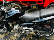 https://riyasewana.com/uploads/bajaj-pulsar-135-20922221572.jpg