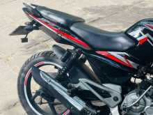 https://riyasewana.com/uploads/bajaj-pulsar-135-20924134252.jpg