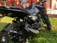 https://riyasewana.com/uploads/bajaj-pulsar-135-209564413302.jpg