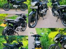 https://riyasewana.com/uploads/bajaj-pulsar-135-21545596556.jpg
