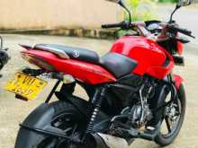 https://riyasewana.com/uploads/bajaj-pulsar-135-21945384203.jpg