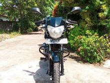 https://riyasewana.com/uploads/bajaj-pulsar-135-221201296956.jpg