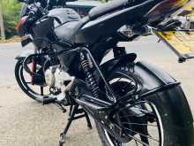 https://riyasewana.com/uploads/bajaj-pulsar-135-2214524822243.jpg