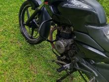 https://riyasewana.com/uploads/bajaj-pulsar-135-2215003219655.jpg