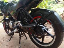https://riyasewana.com/uploads/bajaj-pulsar-135-221951506434.jpg