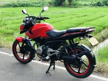 https://riyasewana.com/uploads/bajaj-pulsar-135-222320719405.jpg
