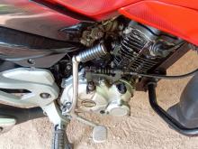 https://riyasewana.com/uploads/bajaj-pulsar-135-237291719125.jpg