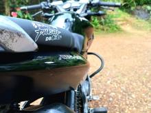 https://riyasewana.com/uploads/bajaj-pulsar-135-239420019406.jpg