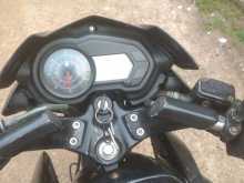 https://riyasewana.com/uploads/bajaj-pulsar-135-23958034042.jpg