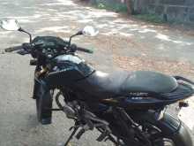 https://riyasewana.com/uploads/bajaj-pulsar-135-2412373413704.jpg