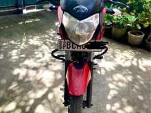 https://riyasewana.com/uploads/bajaj-pulsar-135-2412545122262.jpg