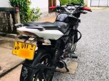 https://riyasewana.com/uploads/bajaj-pulsar-135-2413072913553.jpg