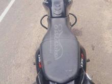 https://riyasewana.com/uploads/bajaj-pulsar-135-25100447661524.jpg