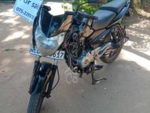 https://riyasewana.com/uploads/bajaj-pulsar-135-251528571399249.jpg