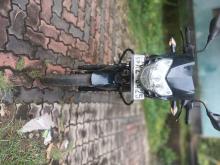 https://riyasewana.com/uploads/bajaj-pulsar-135-252117456774.jpg