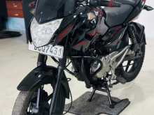 https://riyasewana.com/uploads/bajaj-pulsar-135-25946311182.jpg