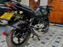 https://riyasewana.com/uploads/bajaj-pulsar-135-269391922873.jpg