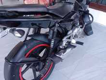 https://riyasewana.com/uploads/bajaj-pulsar-135-271046204453.jpg