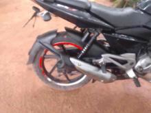 https://riyasewana.com/uploads/bajaj-pulsar-135-2720061324272.jpg