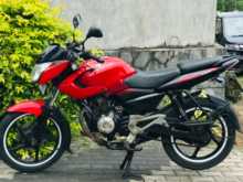 https://riyasewana.com/uploads/bajaj-pulsar-135-277501013754.jpg