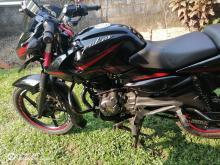 https://riyasewana.com/uploads/bajaj-pulsar-135-2814150819866.jpg