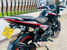 https://riyasewana.com/uploads/bajaj-pulsar-135-282105064472.jpg