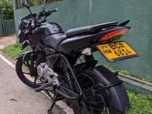 https://riyasewana.com/uploads/bajaj-pulsar-135-28938404523.jpg