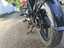 https://riyasewana.com/uploads/bajaj-pulsar-135-291620216084.jpg