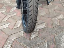 https://riyasewana.com/uploads/bajaj-pulsar-135-301630376494.jpg