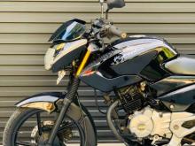 https://riyasewana.com/uploads/bajaj-pulsar-135-301958596013.jpg