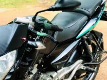 https://riyasewana.com/uploads/bajaj-pulsar-135-30260224535.jpg