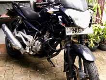 https://riyasewana.com/uploads/bajaj-pulsar-135-31047461736.jpg