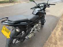 https://riyasewana.com/uploads/bajaj-pulsar-135-3115381713064.jpg