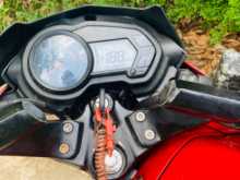 https://riyasewana.com/uploads/bajaj-pulsar-135-311582713764.jpg