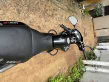 https://riyasewana.com/uploads/bajaj-pulsar-135-3116492513934.jpg