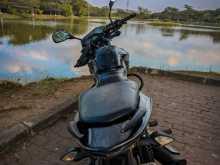 https://riyasewana.com/uploads/bajaj-pulsar-135-315191913752.jpg