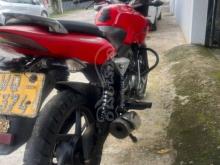 https://riyasewana.com/uploads/bajaj-pulsar-135-3175919115445.jpg