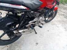 https://riyasewana.com/uploads/bajaj-pulsar-135-411590413893.jpg