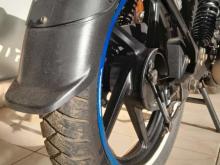 https://riyasewana.com/uploads/bajaj-pulsar-135-41935306585.jpg