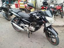 https://riyasewana.com/uploads/bajaj-pulsar-135-42349436155.jpg