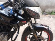 https://riyasewana.com/uploads/bajaj-pulsar-135-46055019375.jpg