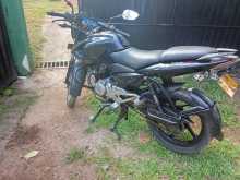 https://riyasewana.com/uploads/bajaj-pulsar-135-47183113613.jpg