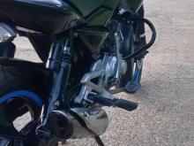 https://riyasewana.com/uploads/bajaj-pulsar-135-48092319296.jpg