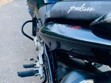 https://riyasewana.com/uploads/bajaj-pulsar-135-4830386465.jpg