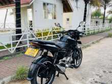 https://riyasewana.com/uploads/bajaj-pulsar-135-49032413373.jpg