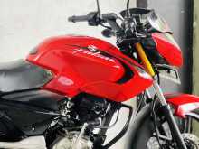 https://riyasewana.com/uploads/bajaj-pulsar-135-516084522142.jpg