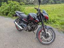 https://riyasewana.com/uploads/bajaj-pulsar-135-519290813083.jpg