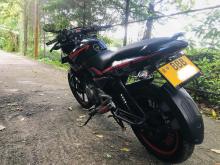 https://riyasewana.com/uploads/bajaj-pulsar-135-519382519803.jpg