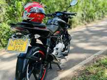 https://riyasewana.com/uploads/bajaj-pulsar-135-520321922673.jpg